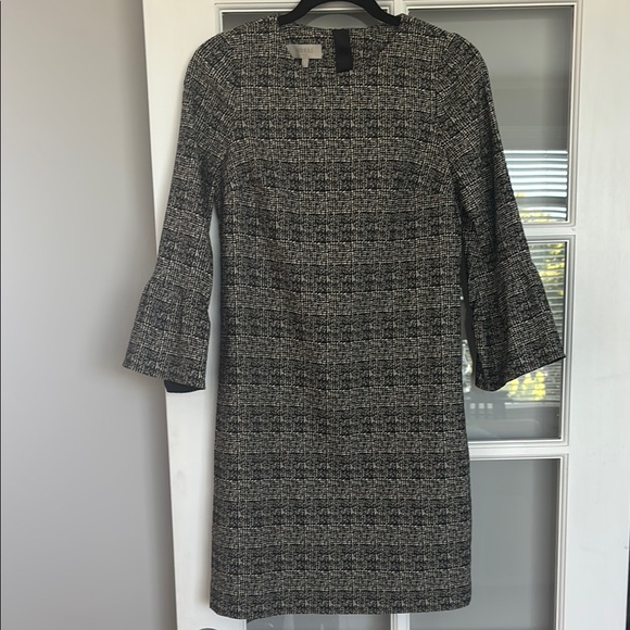 Elegant Hobbs Dress - Picture 1 of 5